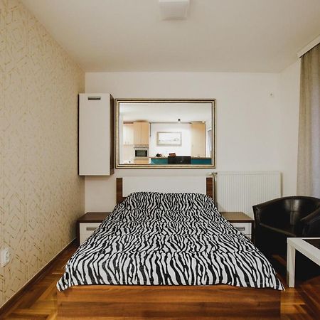 Prestige Apartment Gornji Milanovac Exterior photo