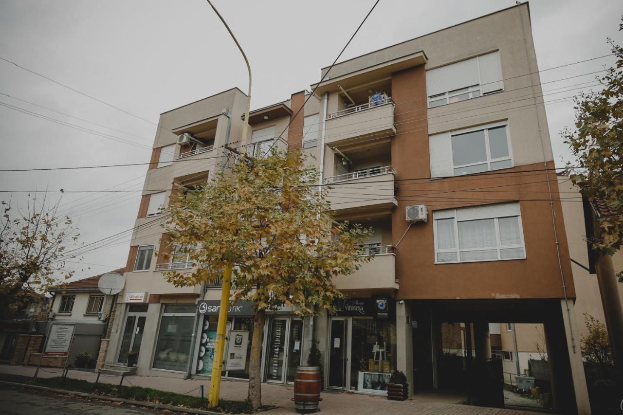 Prestige Apartment Gornji Milanovac Exterior photo