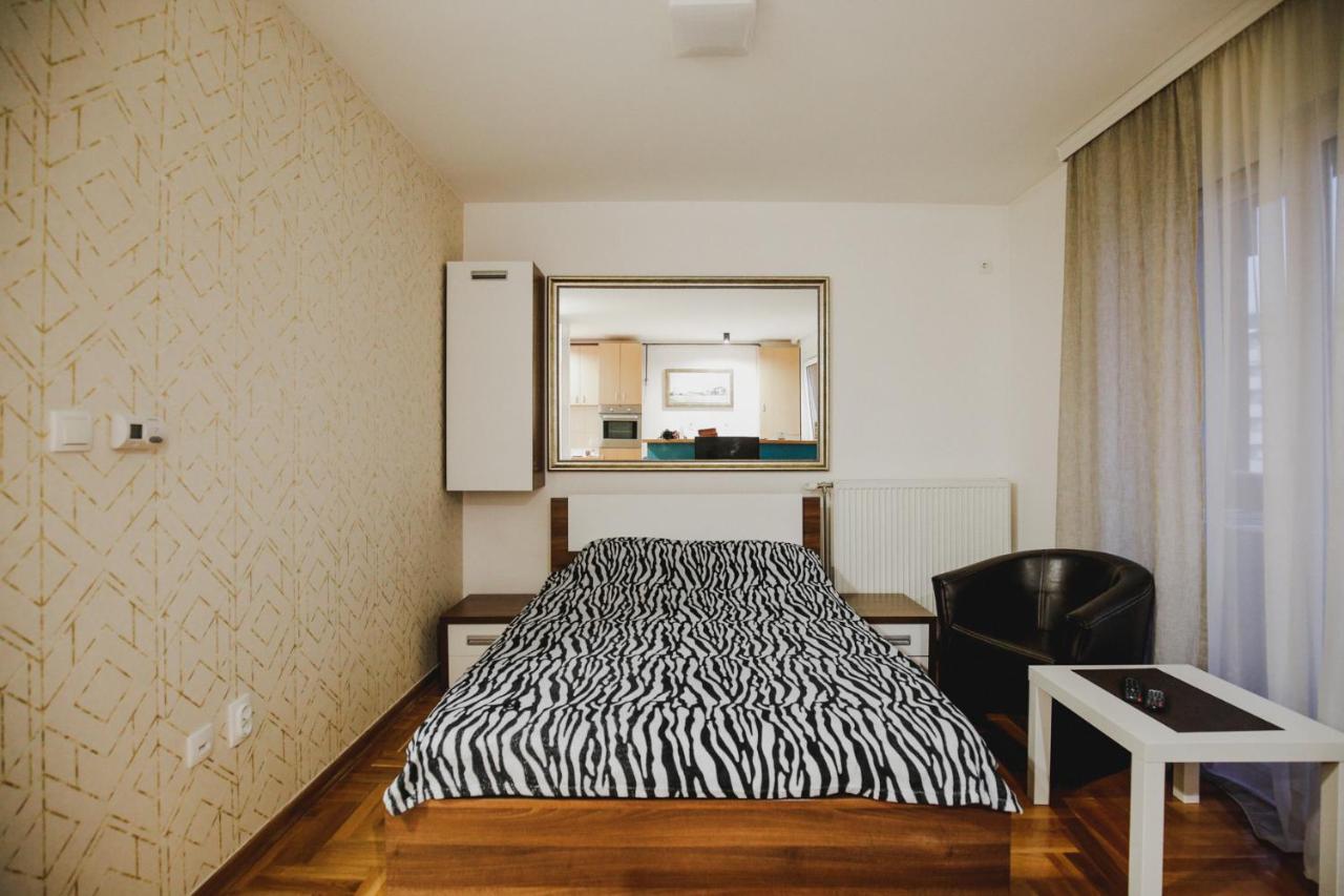 Prestige Apartment Gornji Milanovac Exterior photo