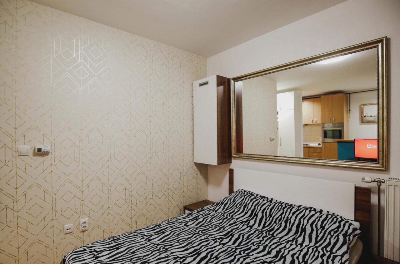 Prestige Apartment Gornji Milanovac Exterior photo